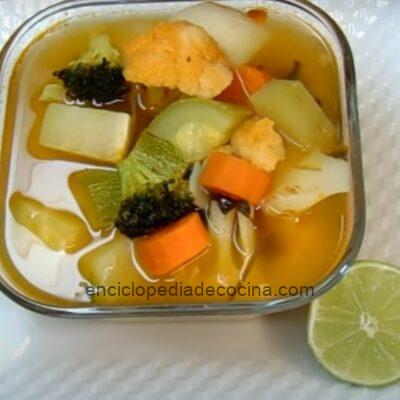 caldo de verduras