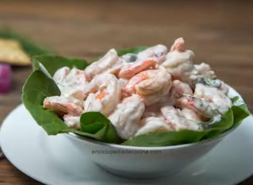 Camarones con salsa de eneldo