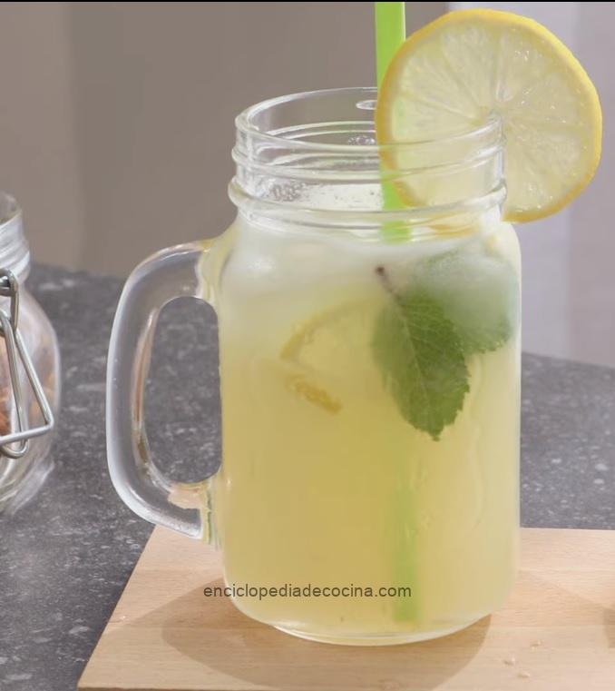 Batido de limón (limonada)