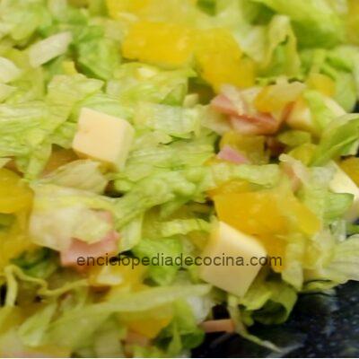 Ensalada de ananá y lechuga