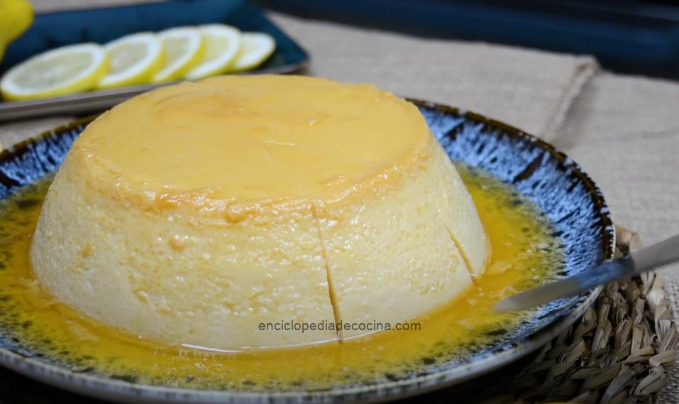 Flan de limón y almendras en tarta