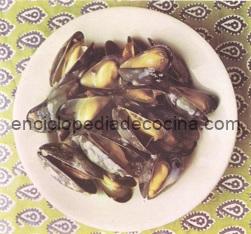 Mejillones con salsa de limón