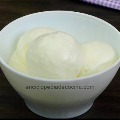 helado de crema portuguesa