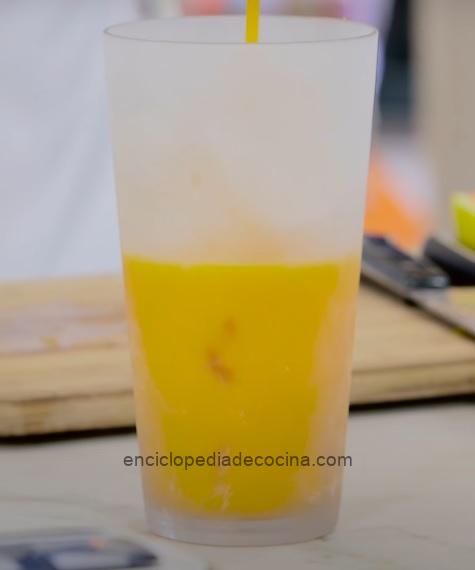 Licuado de naranjas